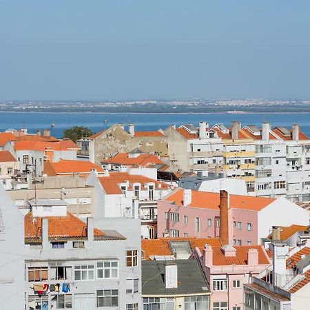 Renovated Sunny Apartment With Amazing Sunset Balcony , By Timecooler Lisboa المظهر الخارجي الصورة