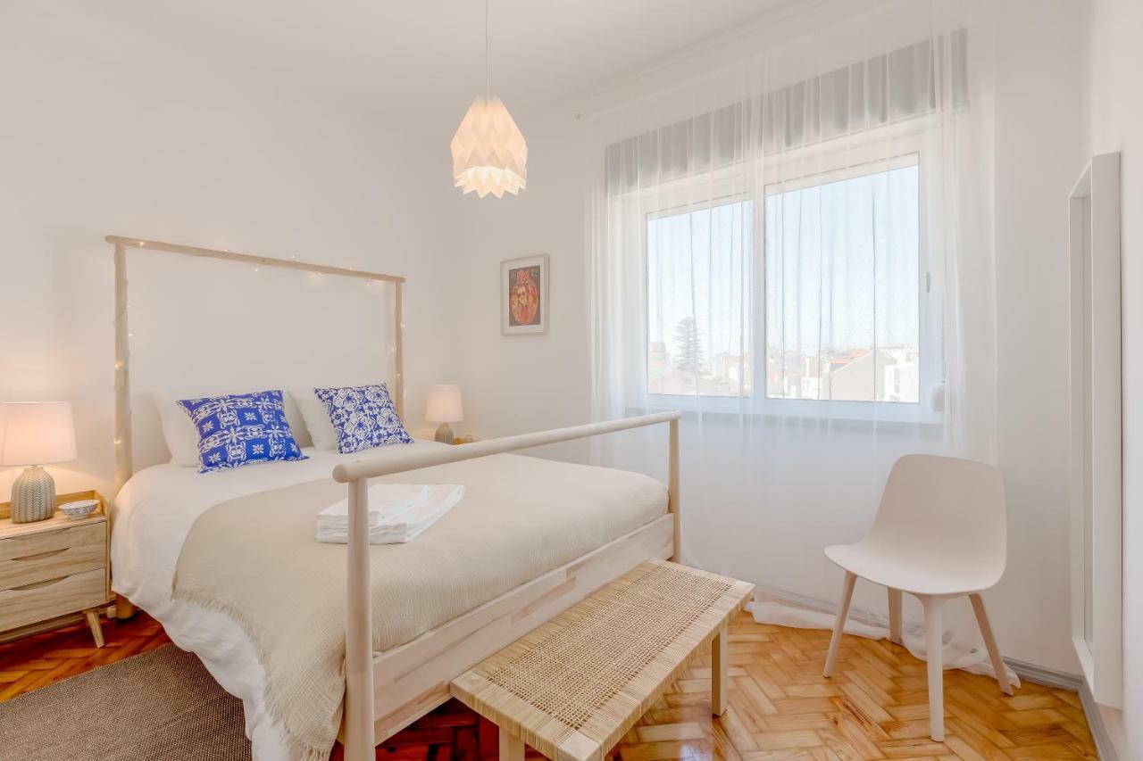 Renovated Sunny Apartment With Amazing Sunset Balcony , By Timecooler Lisboa المظهر الخارجي الصورة